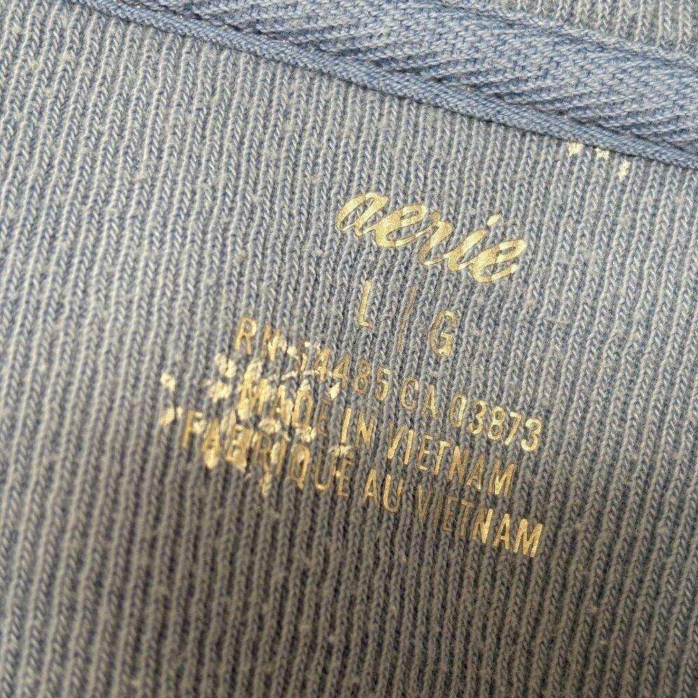 Aerie blue quarter zip sweatshirt. Size large - Picture 5 of 6